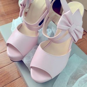 Cute light pink heels